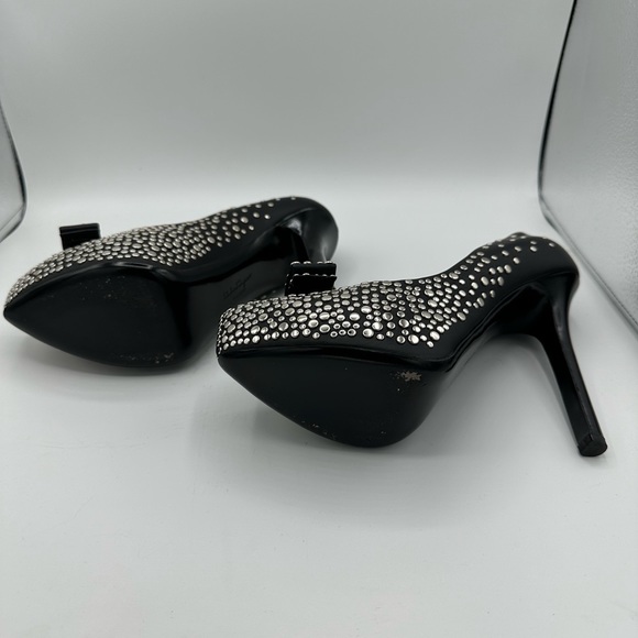 Black pump - Picture 4 of 9